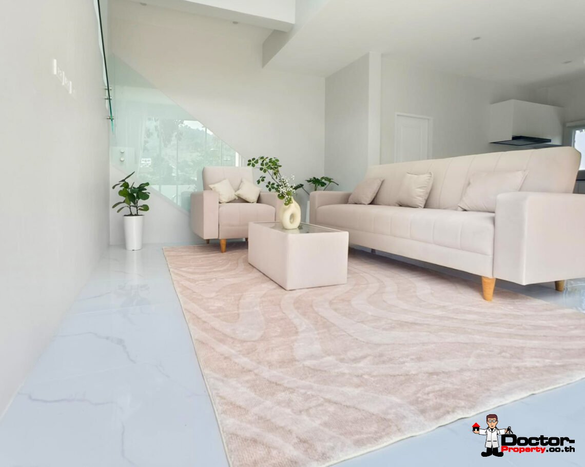 3 Bedroom Pool Villa with Partial Sea View in Chaweng, Koh Samui – For Sale